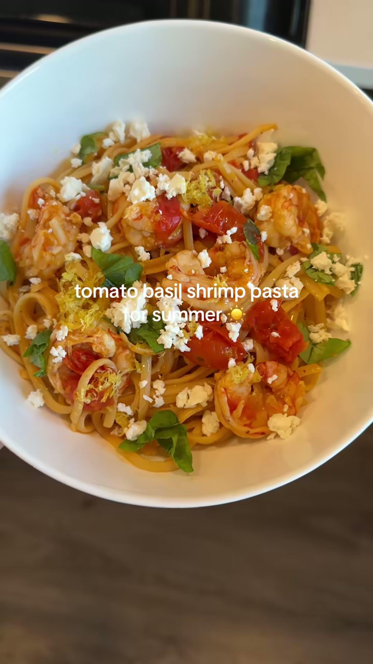 Tomato Basil Shrimp Pasta