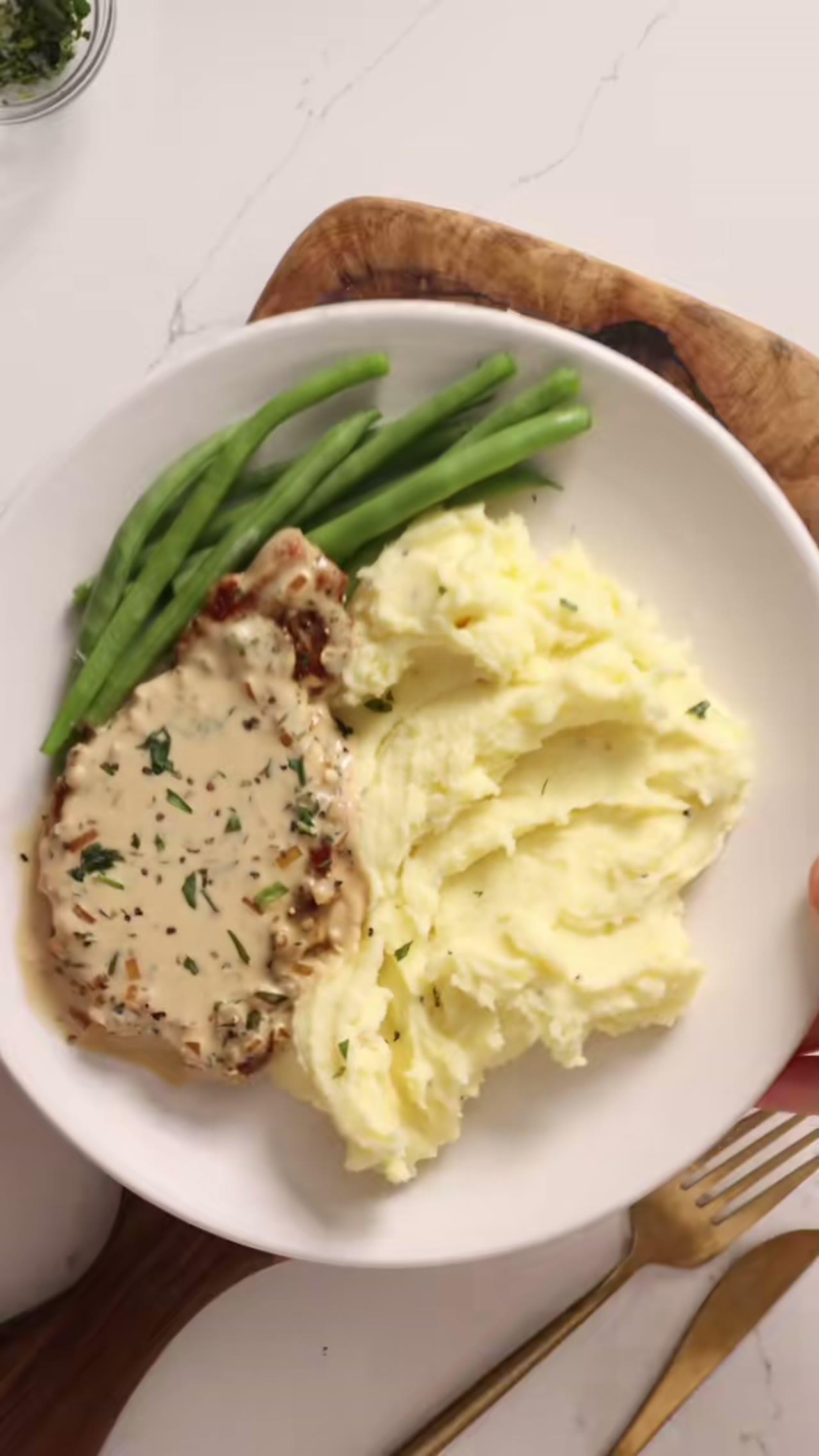 Creamy Mustard Pork Chops